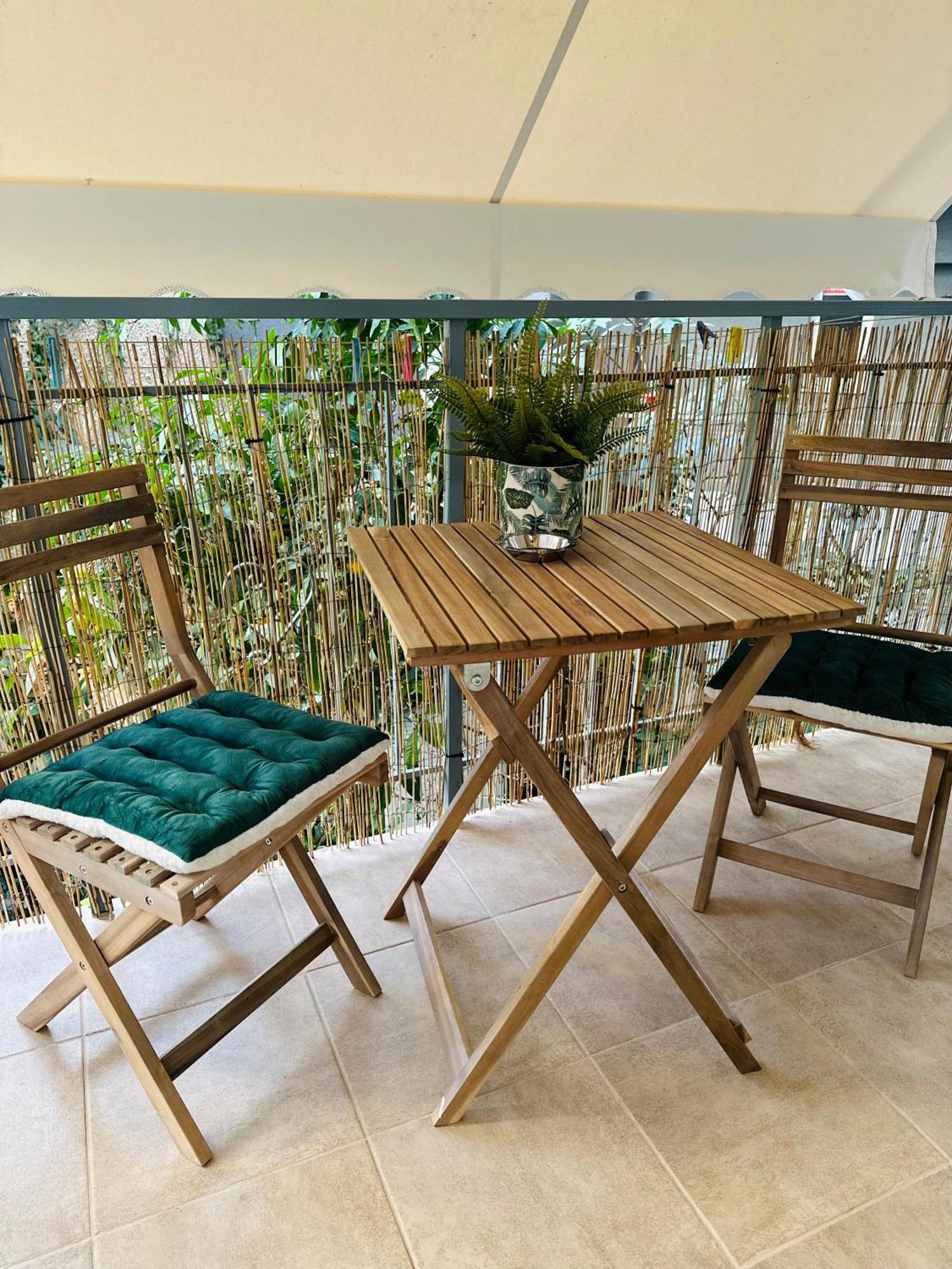 Apartment Bright Cozy Koukaki Greendom